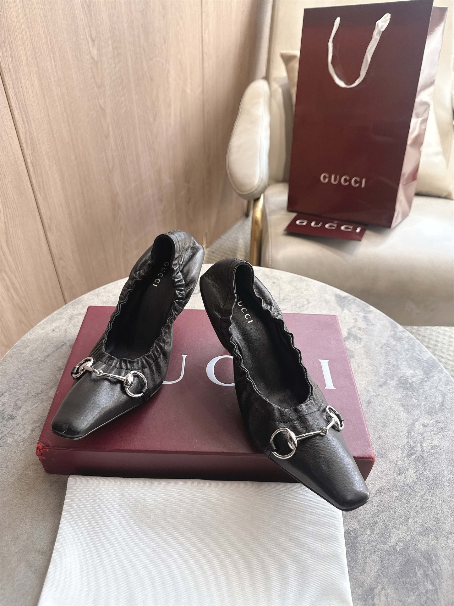 Gucci Vittoria Pump With Elastic