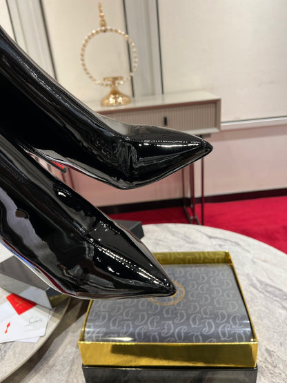Christian Louboutin Sporty Kate Booty