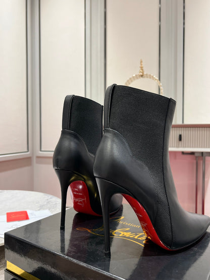 Christian Louboutin Chelsea Chick Booty