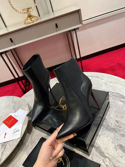 Christian Louboutin Chelsea Chick Booty