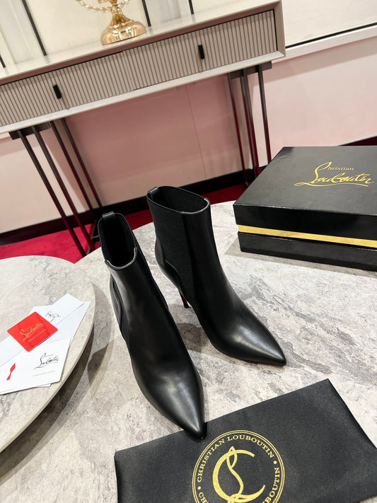 Christian Louboutin Chelsea Chick Booty