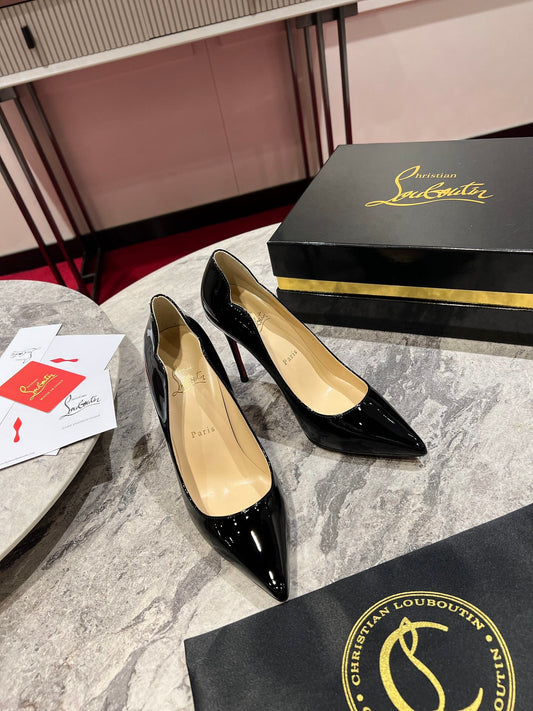 Christian Louboutin Hot Chick