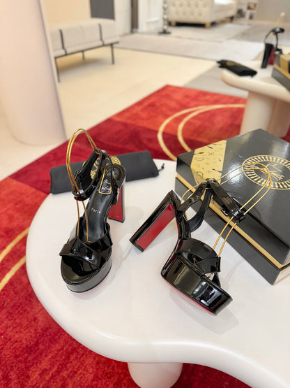 Christian Louboutin Sandaloo