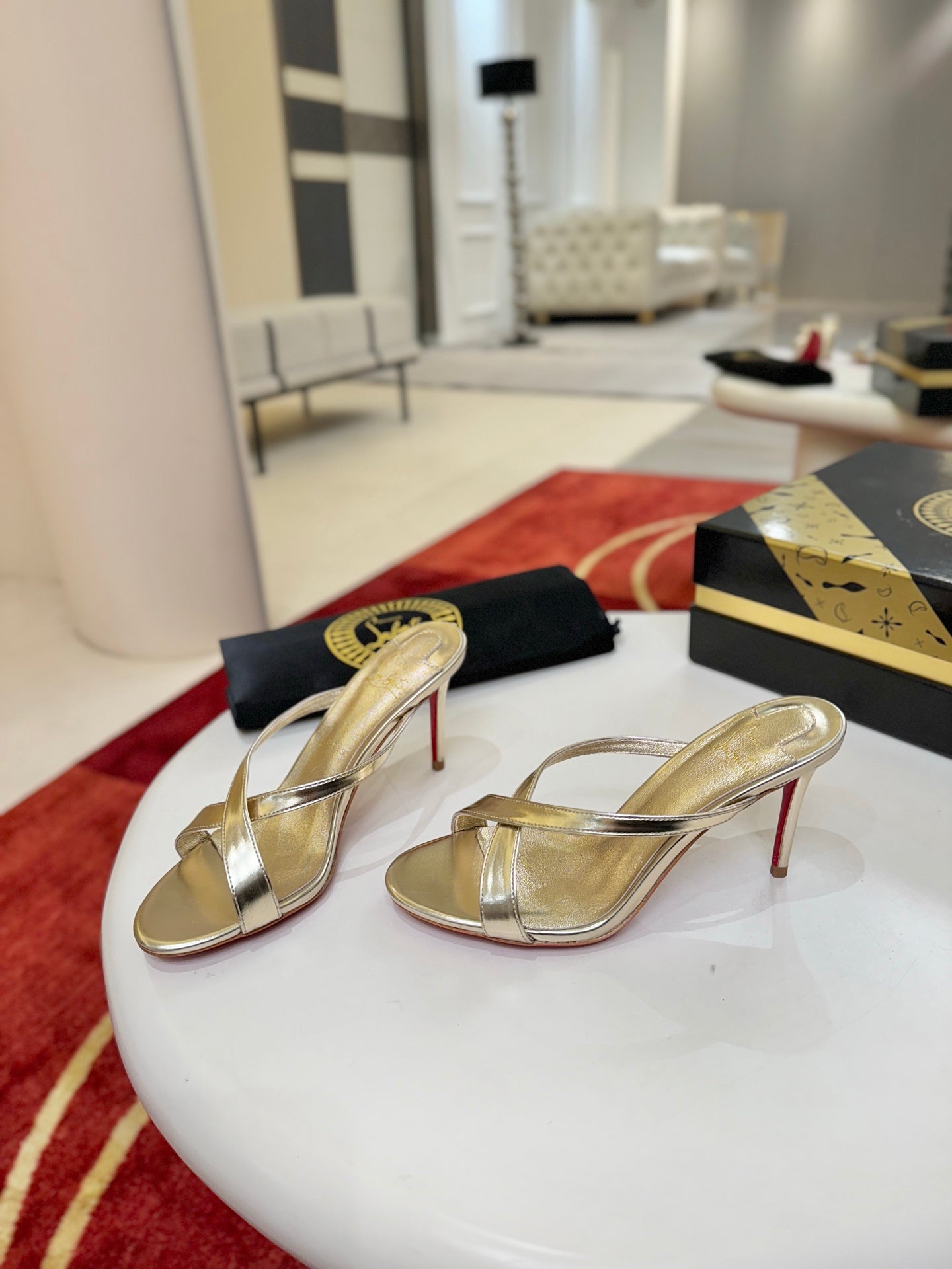 Christian Louboutin Mulazee Cross