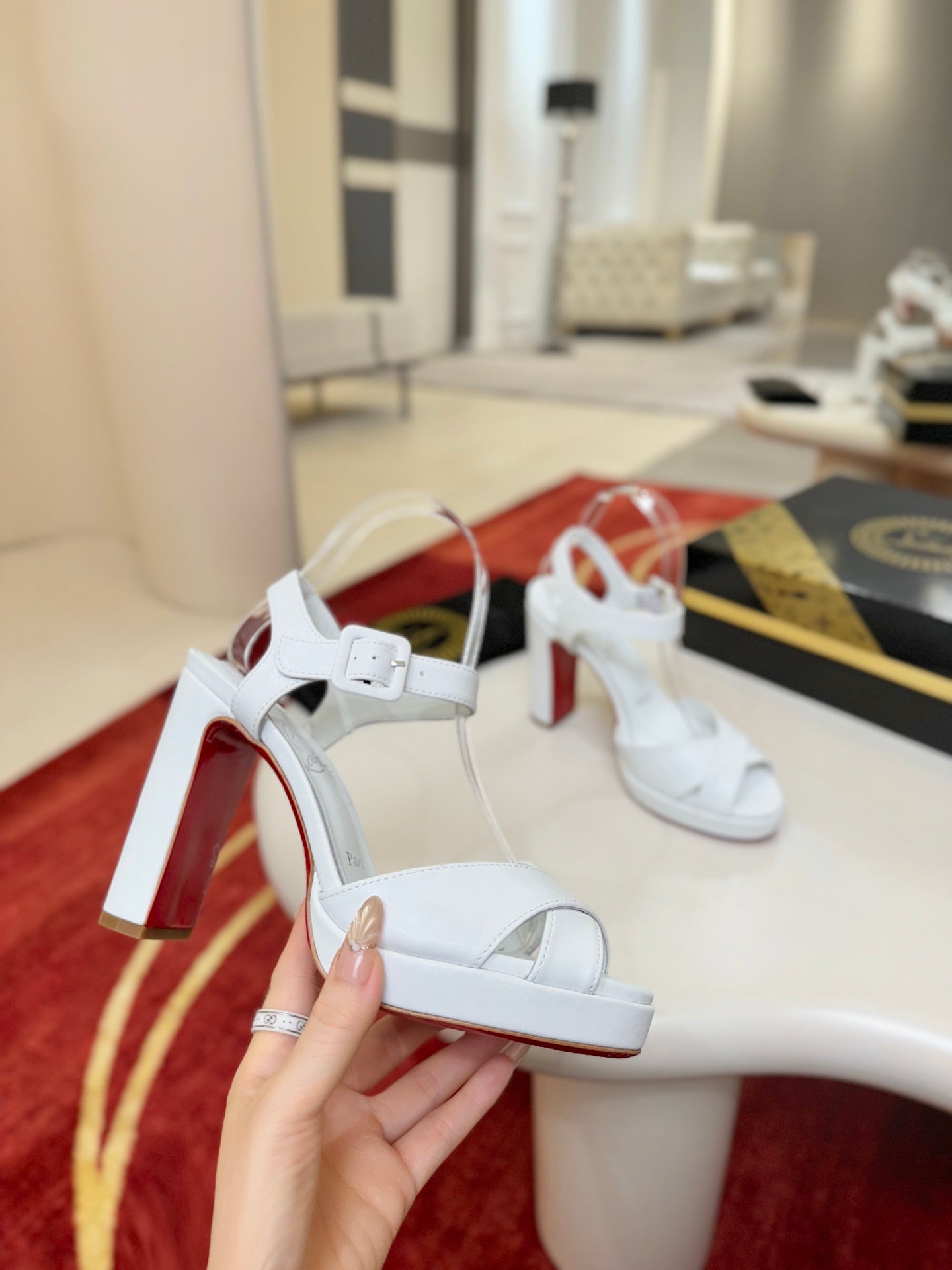 Christian Louboutin Cora