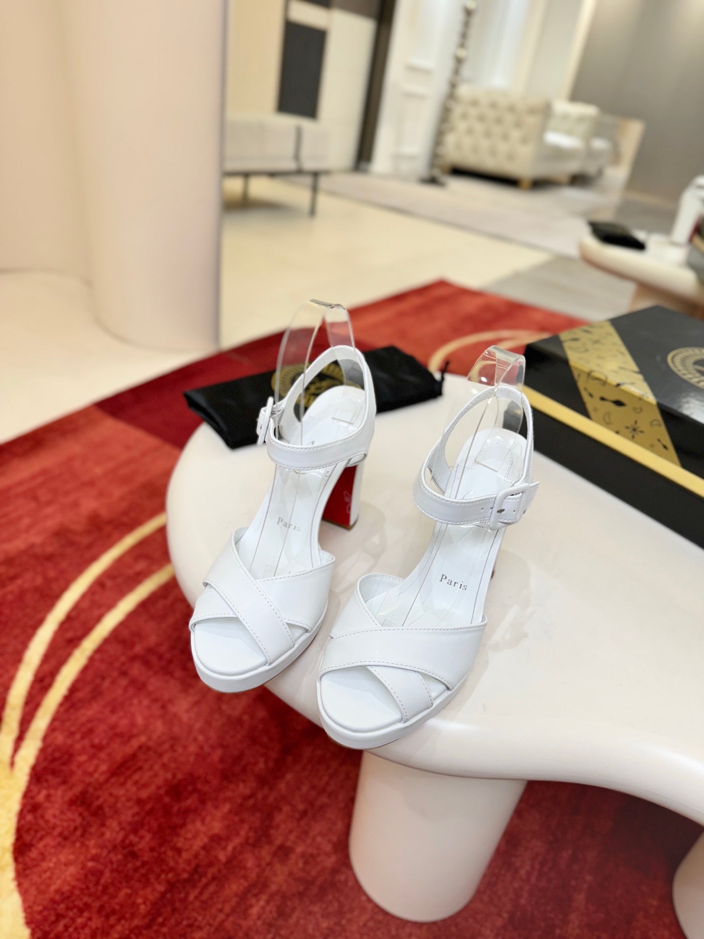 Christian Louboutin Cora