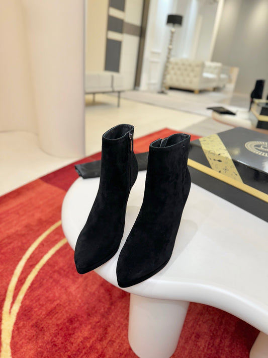 Christian Louboutin Fannylove Booty