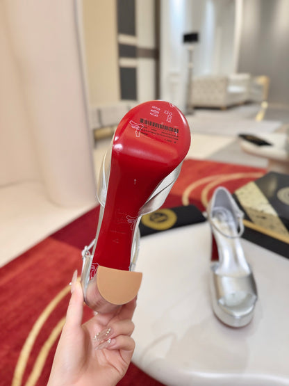Christian Louboutin Sandaloo