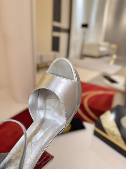 Christian Louboutin Sandaloo