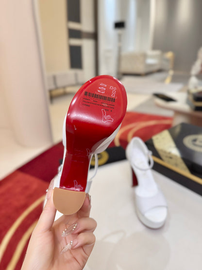 Christian Louboutin Sandaloo