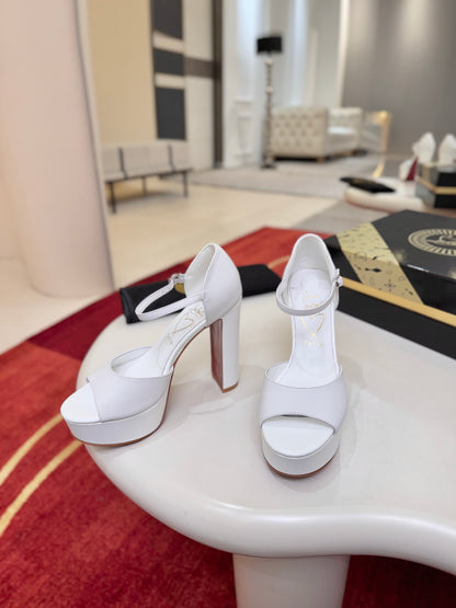 Christian Louboutin Sandaloo
