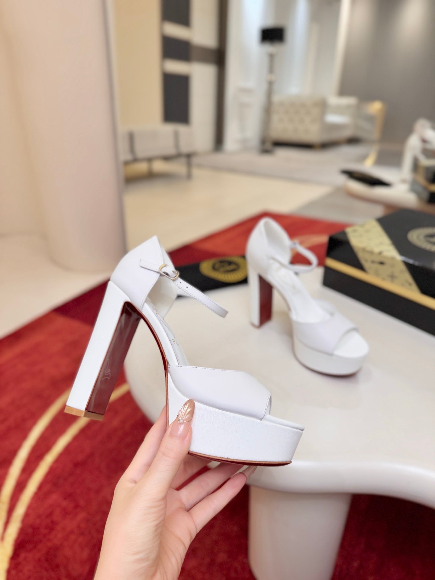 Christian Louboutin Sandaloo