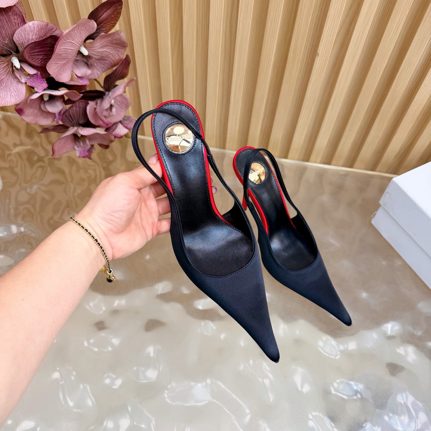 Saint Laurent Deroche Slingback Pumps