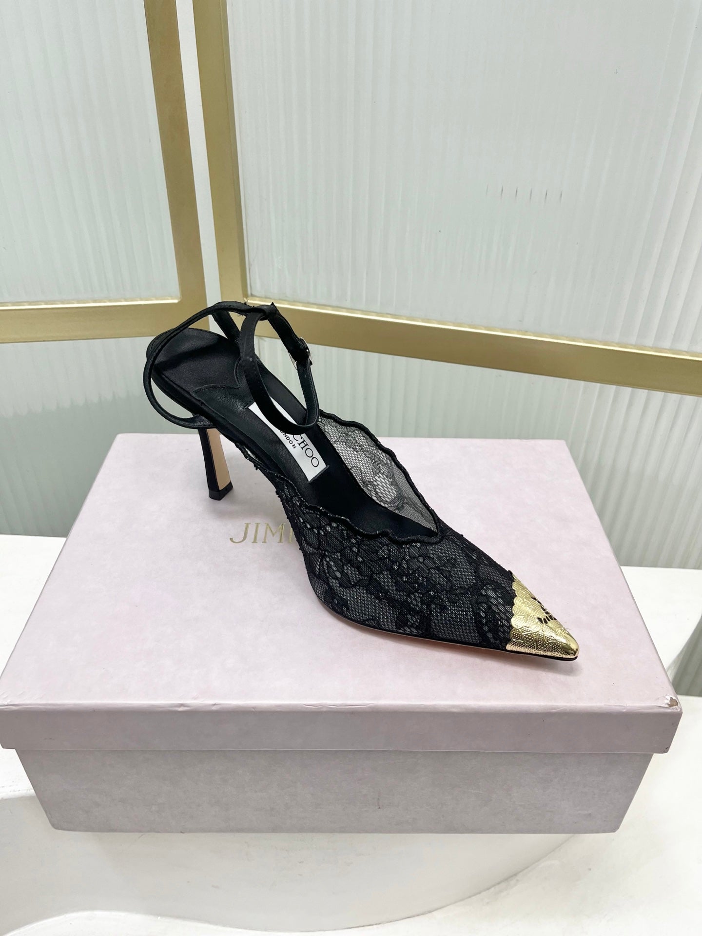Jimmy Choo Faiz