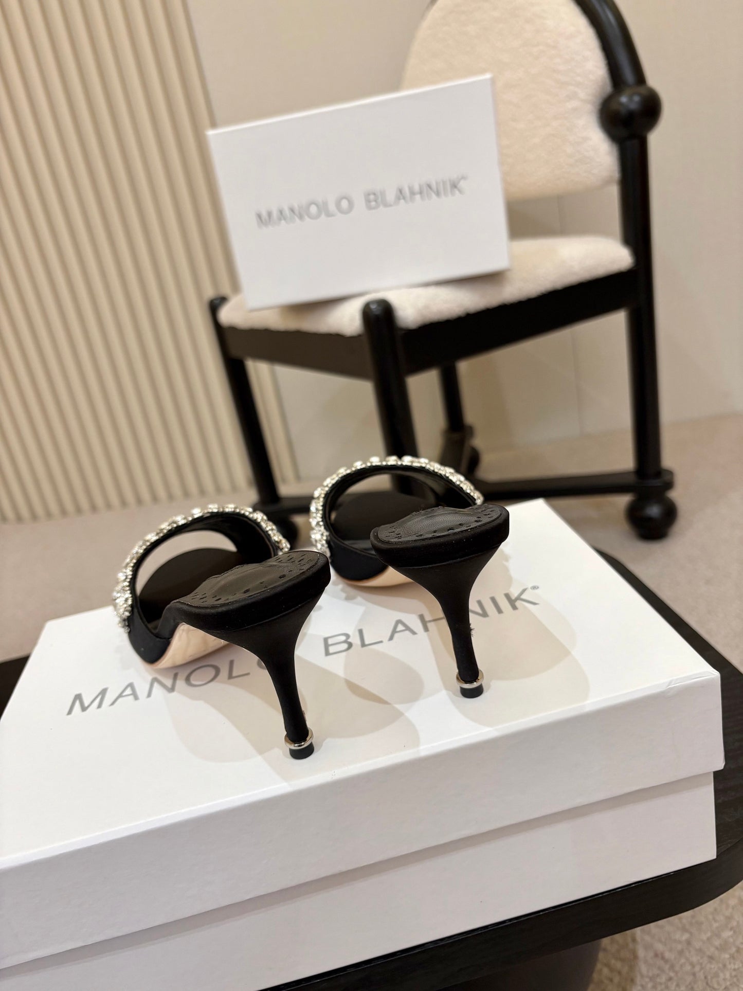 Manolo Blahnik Lumada