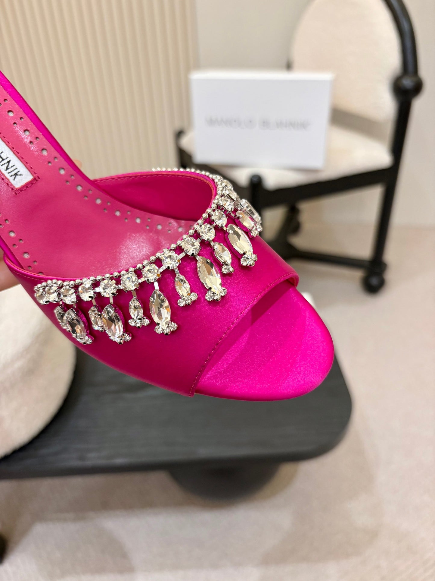 Manolo Blahnik Lumada