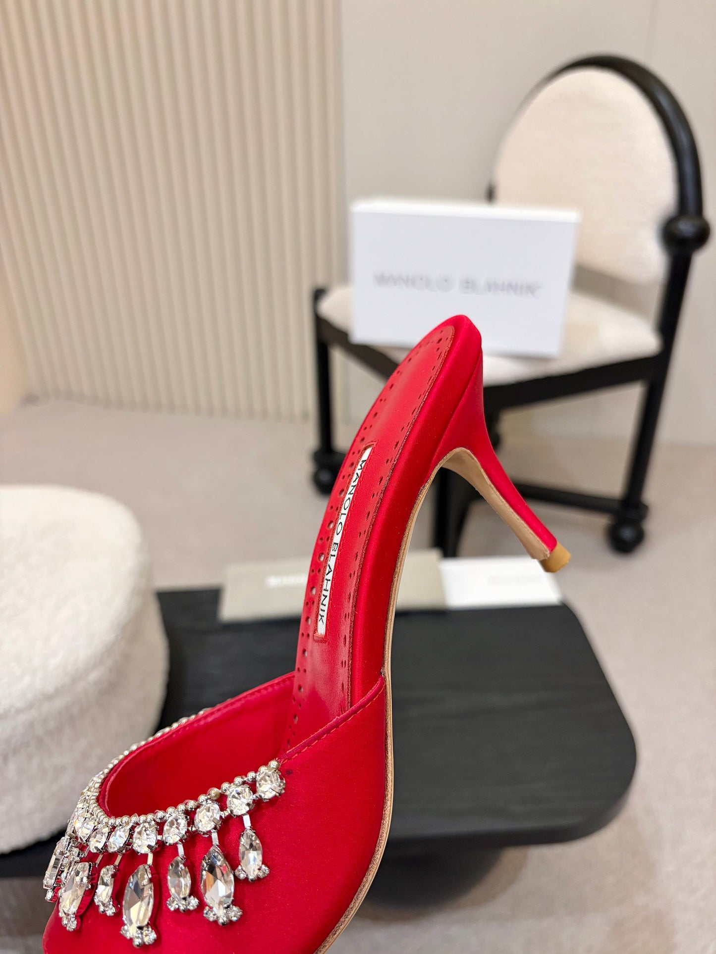 Manolo Blahnik Lumada