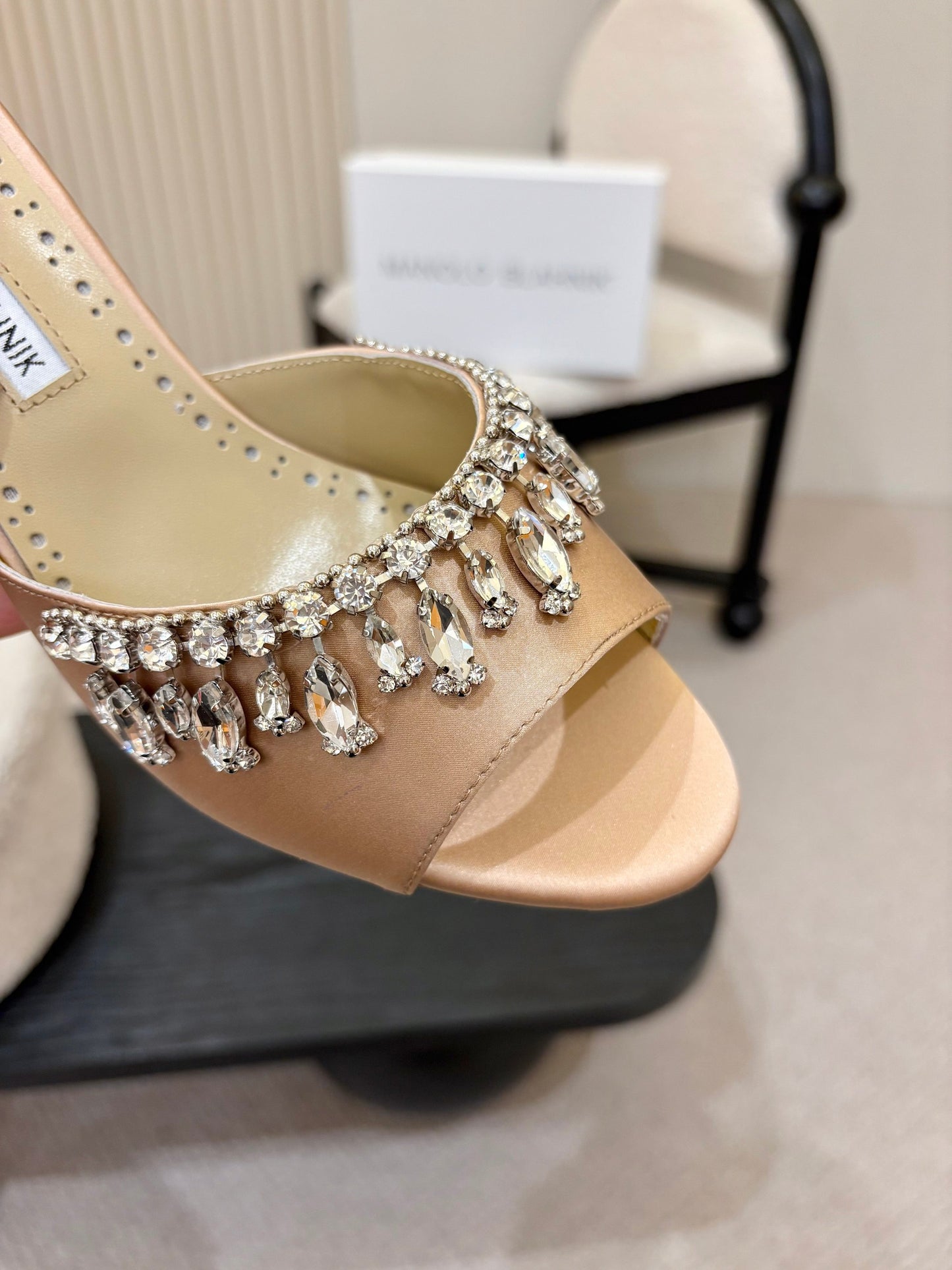Manolo Blahnik Lumada