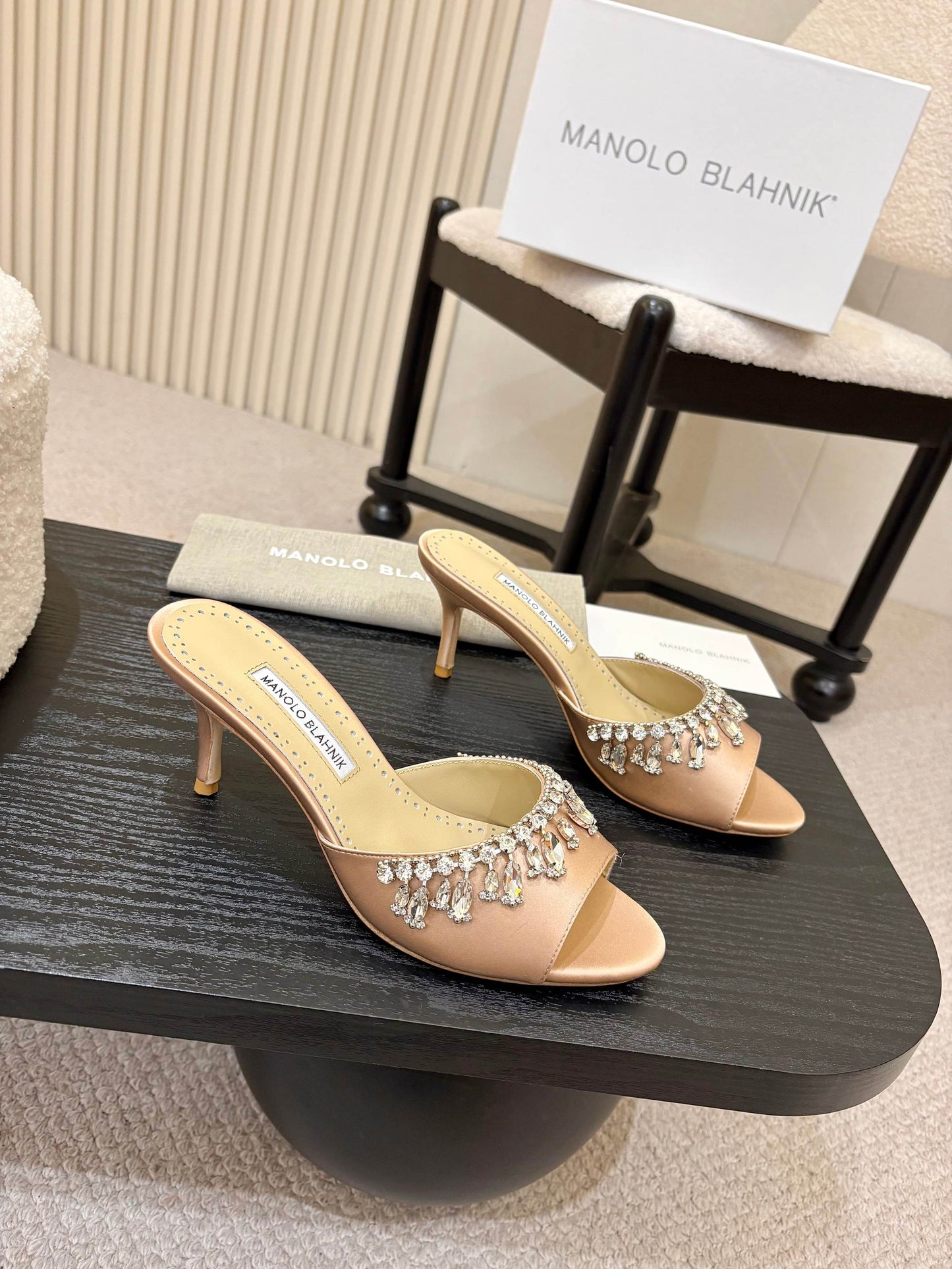Manolo Blahnik Lumada