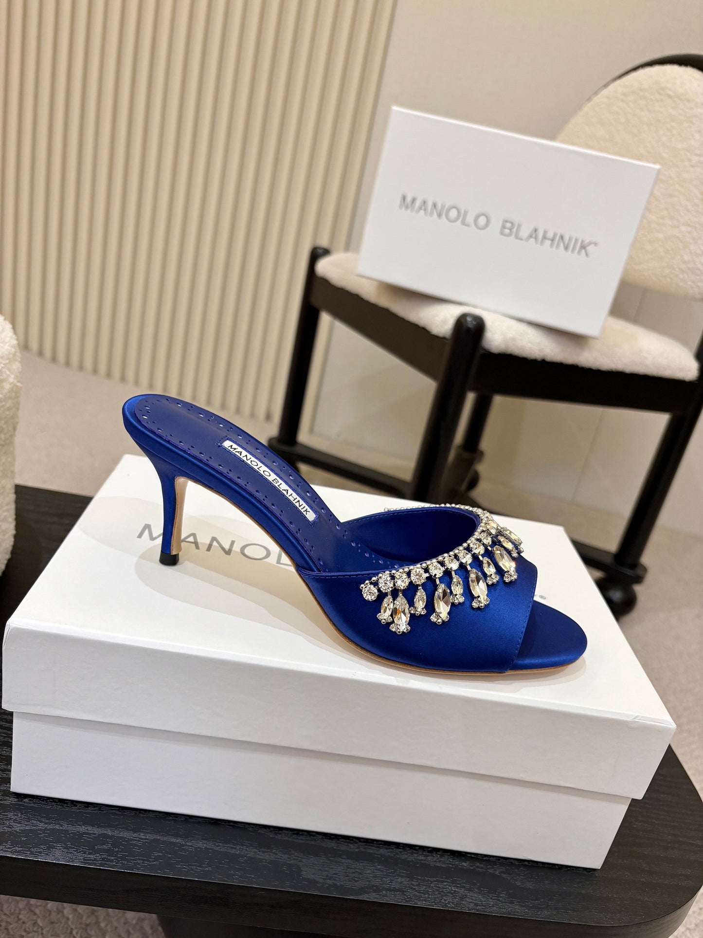 Manolo Blahnik Lumada