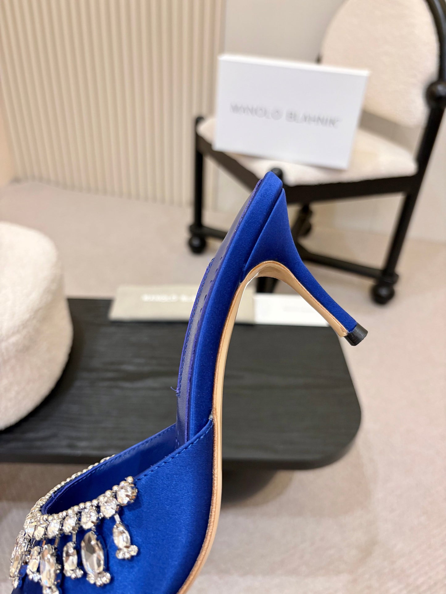 Manolo Blahnik Lumada