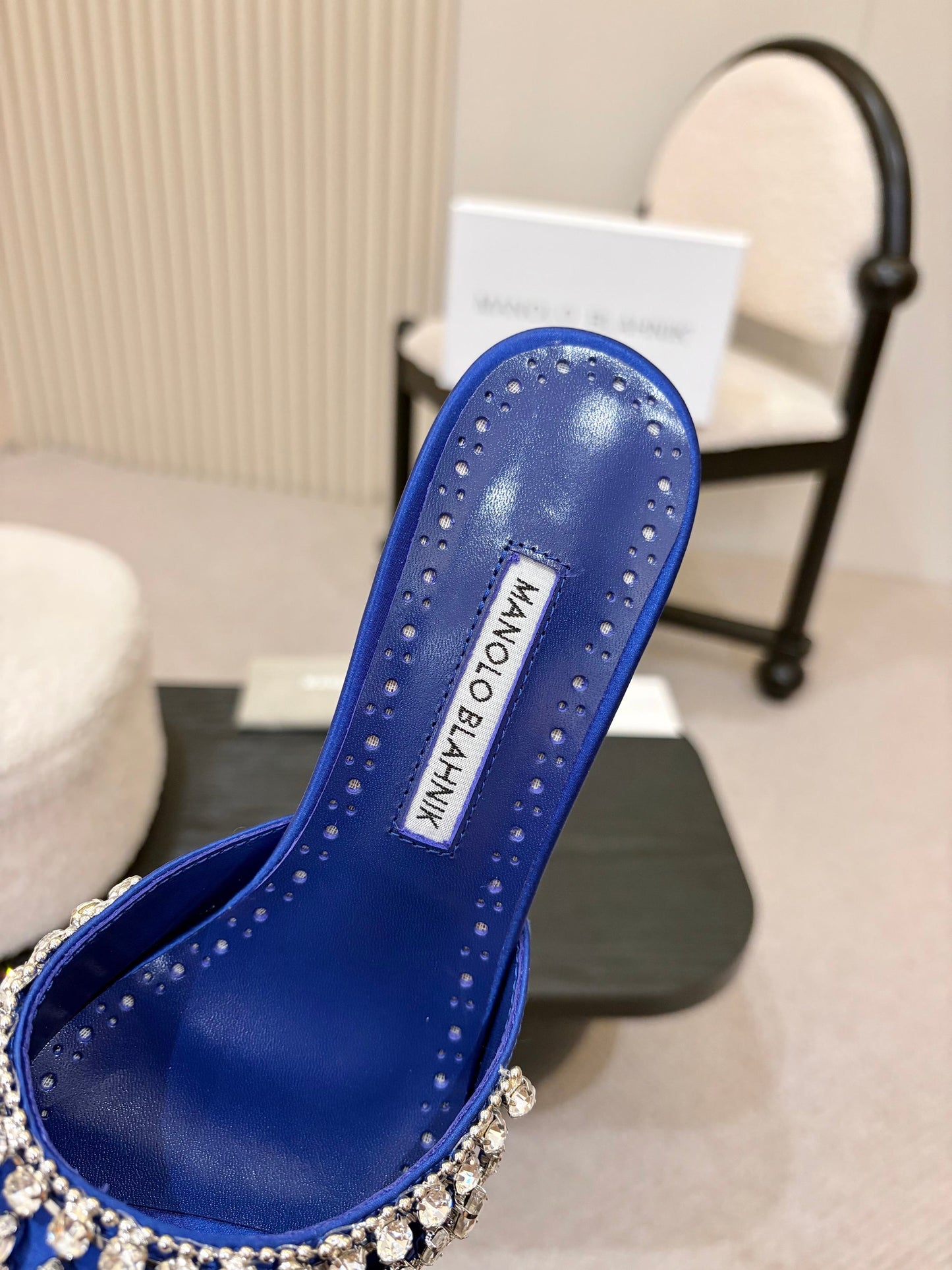 Manolo Blahnik Lumada