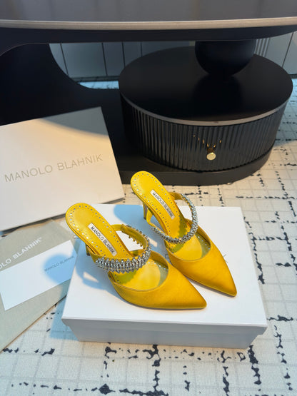 Manolo Blahnik Lurum Mules