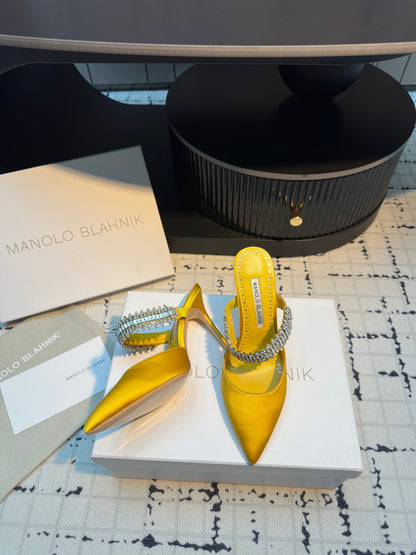 Manolo Blahnik Lurum Mules