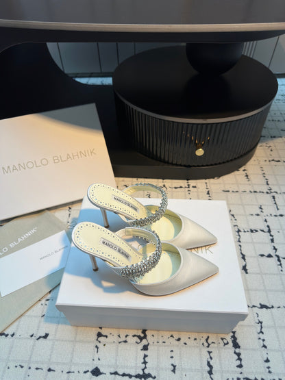 Manolo Blahnik Lurum Mules