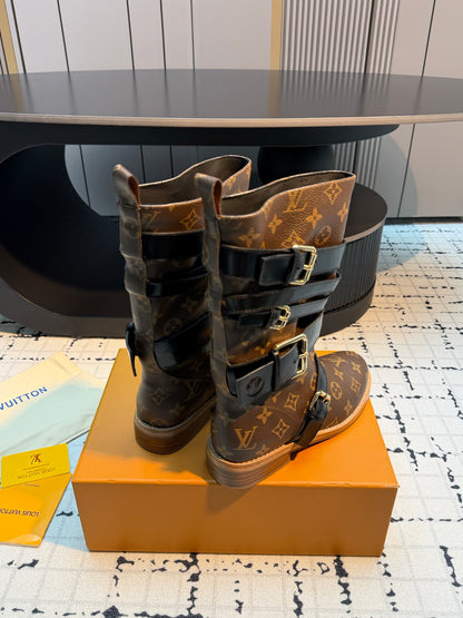 Louis Vuitton Amiral Flat Boot