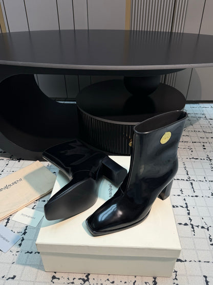 Saint Laurent Boots