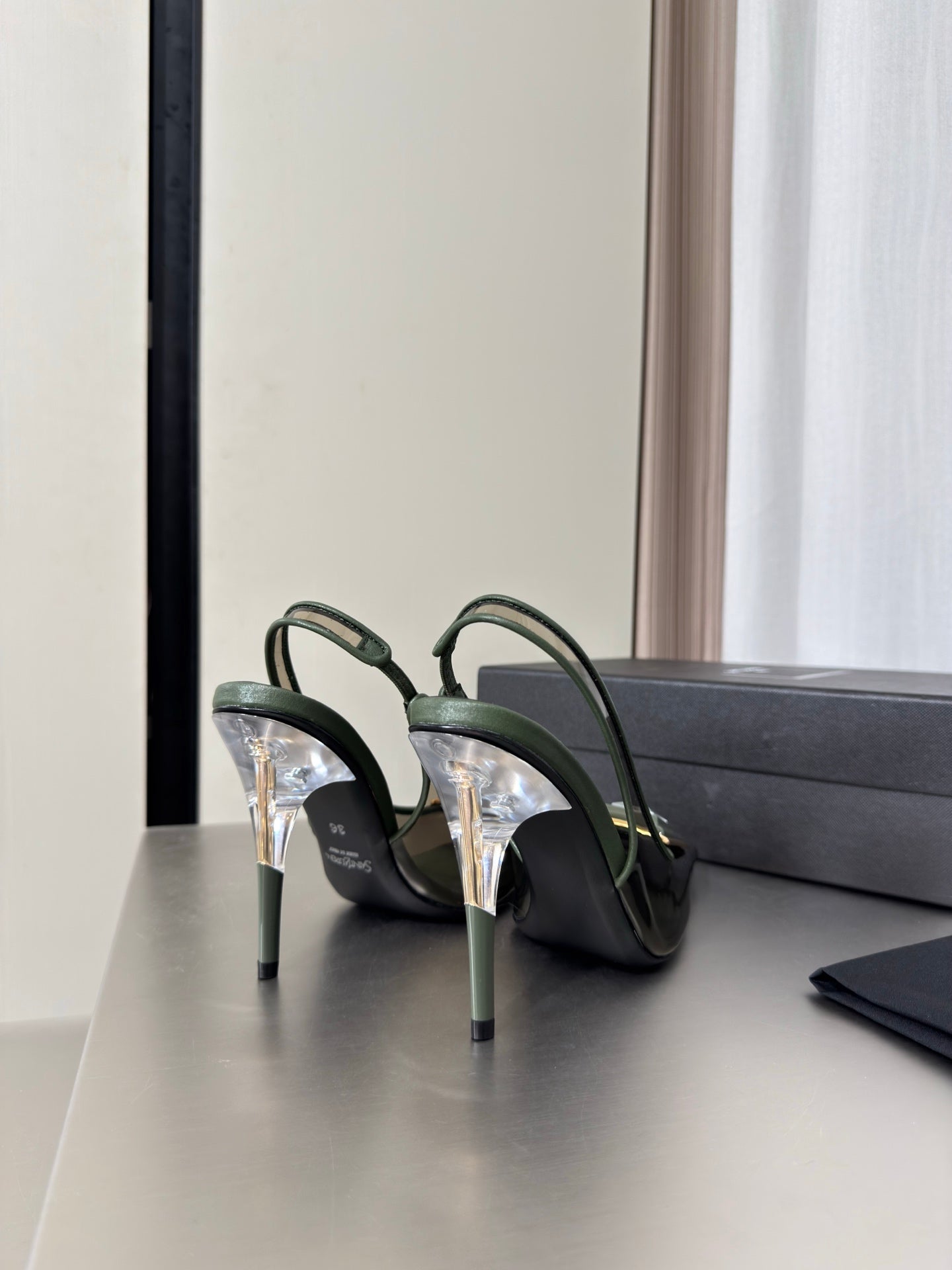 Saint Laurent Slingback Pumps