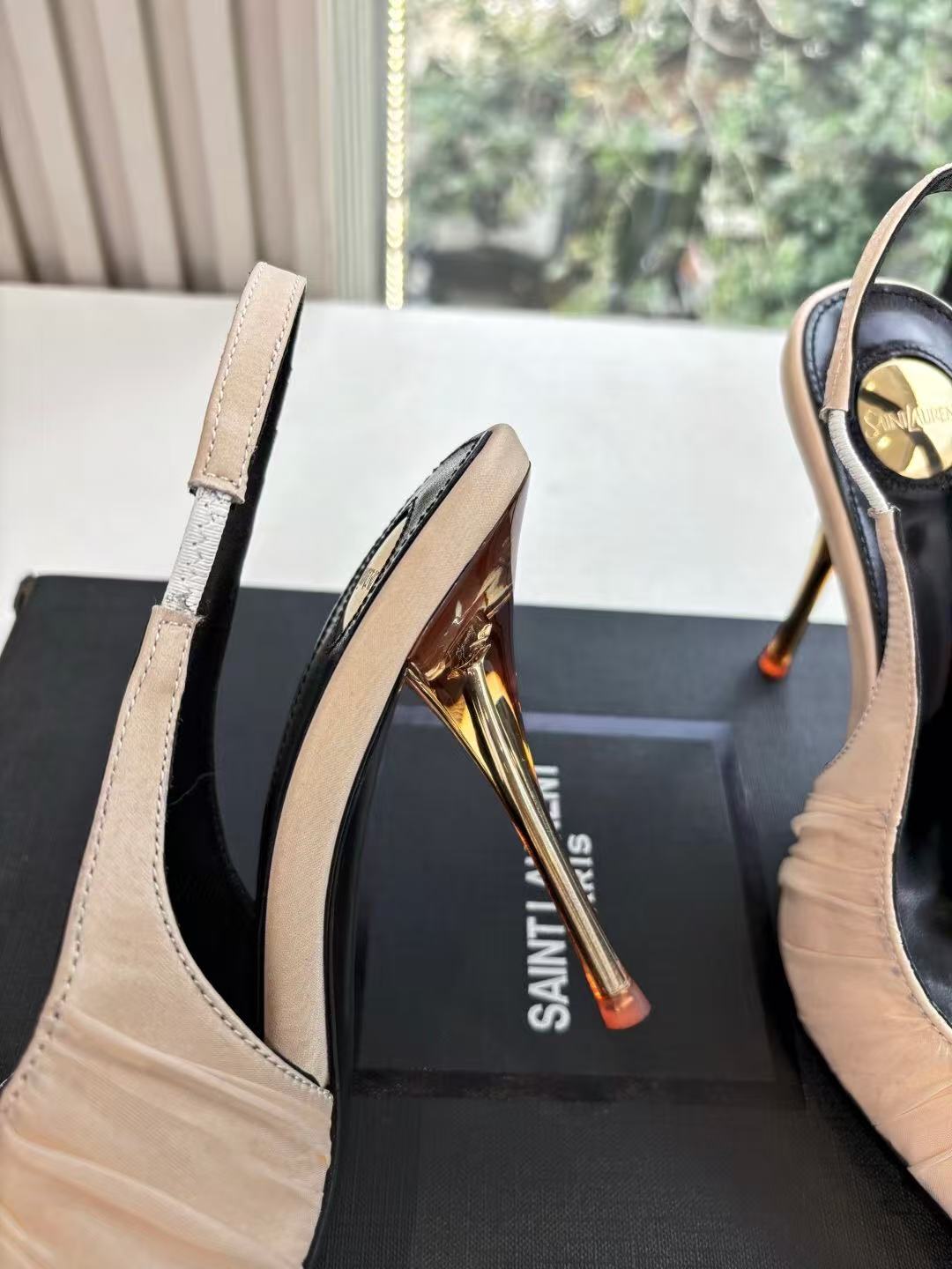 Saint Laurent Slingback Pumps