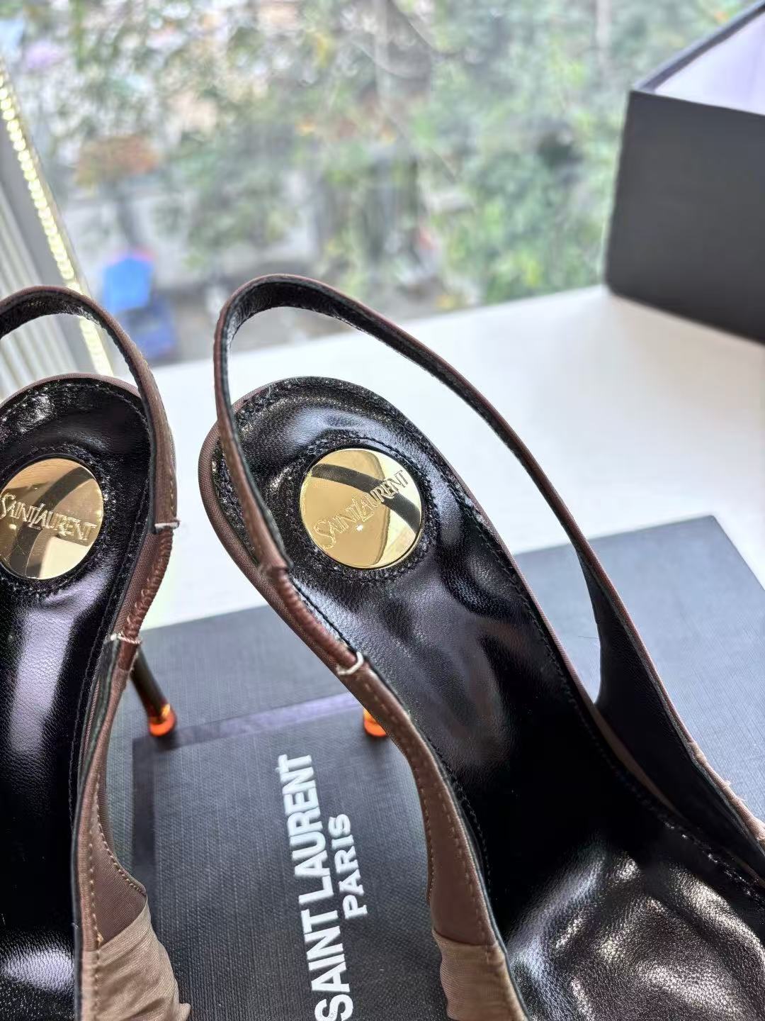 Saint Laurent Slingback Pumps
