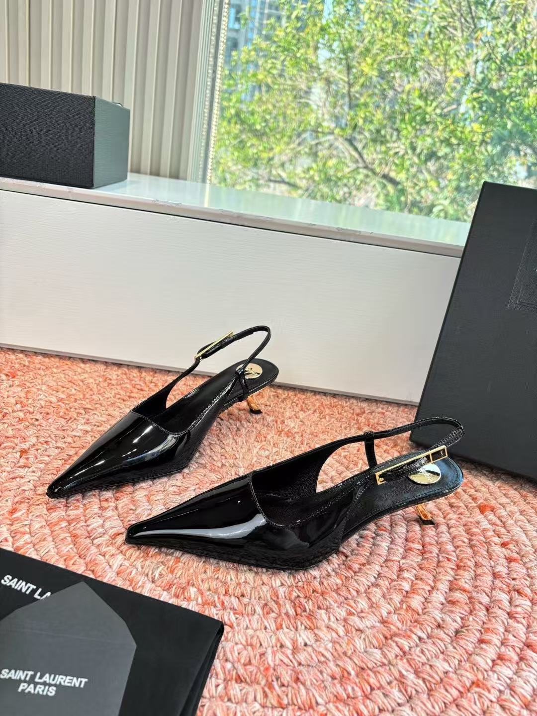 Saint Laurent Lee Slingback Pumps