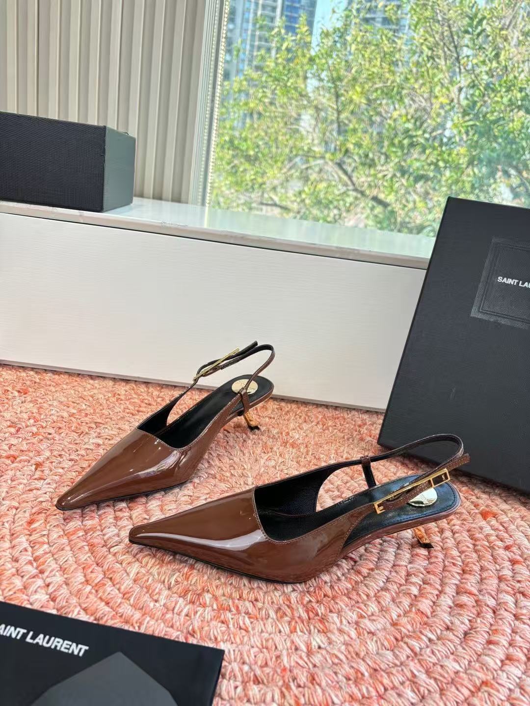 Saint Laurent Lee Slingback Pumps