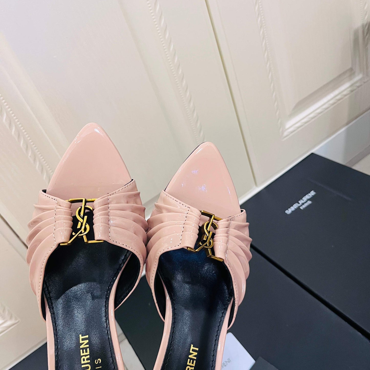 Saint Laurent Babylone Mules
