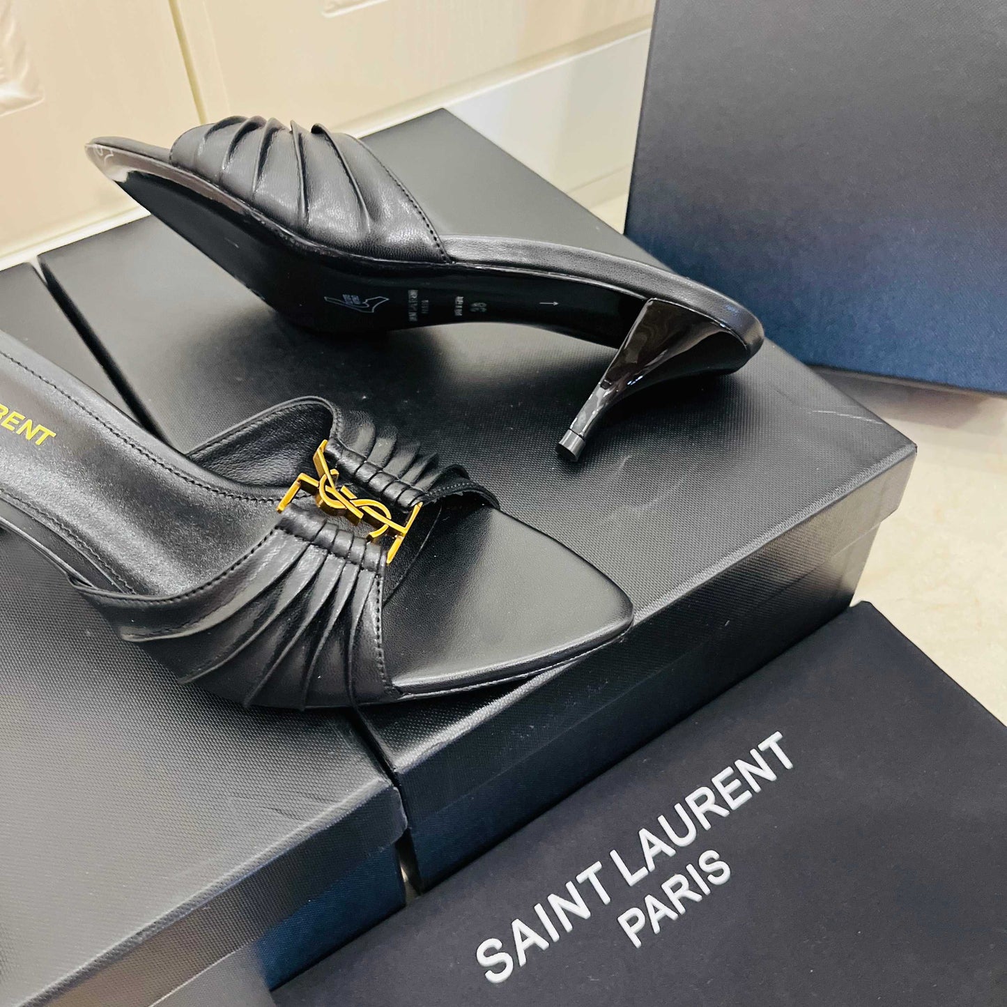 Saint Laurent Babylone Mules