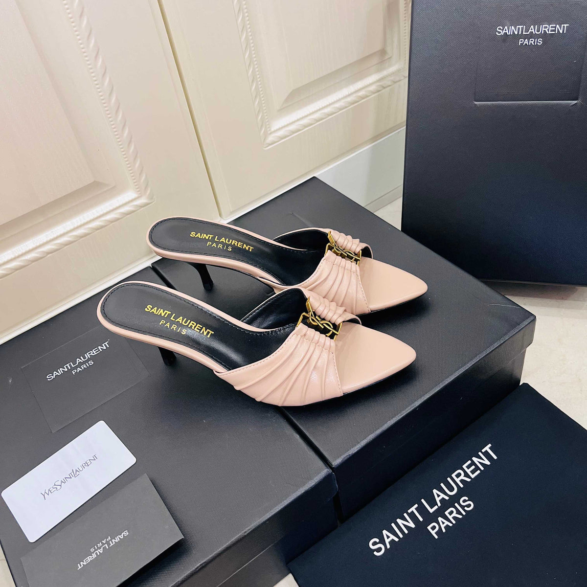 Saint Laurent Babylone Mules