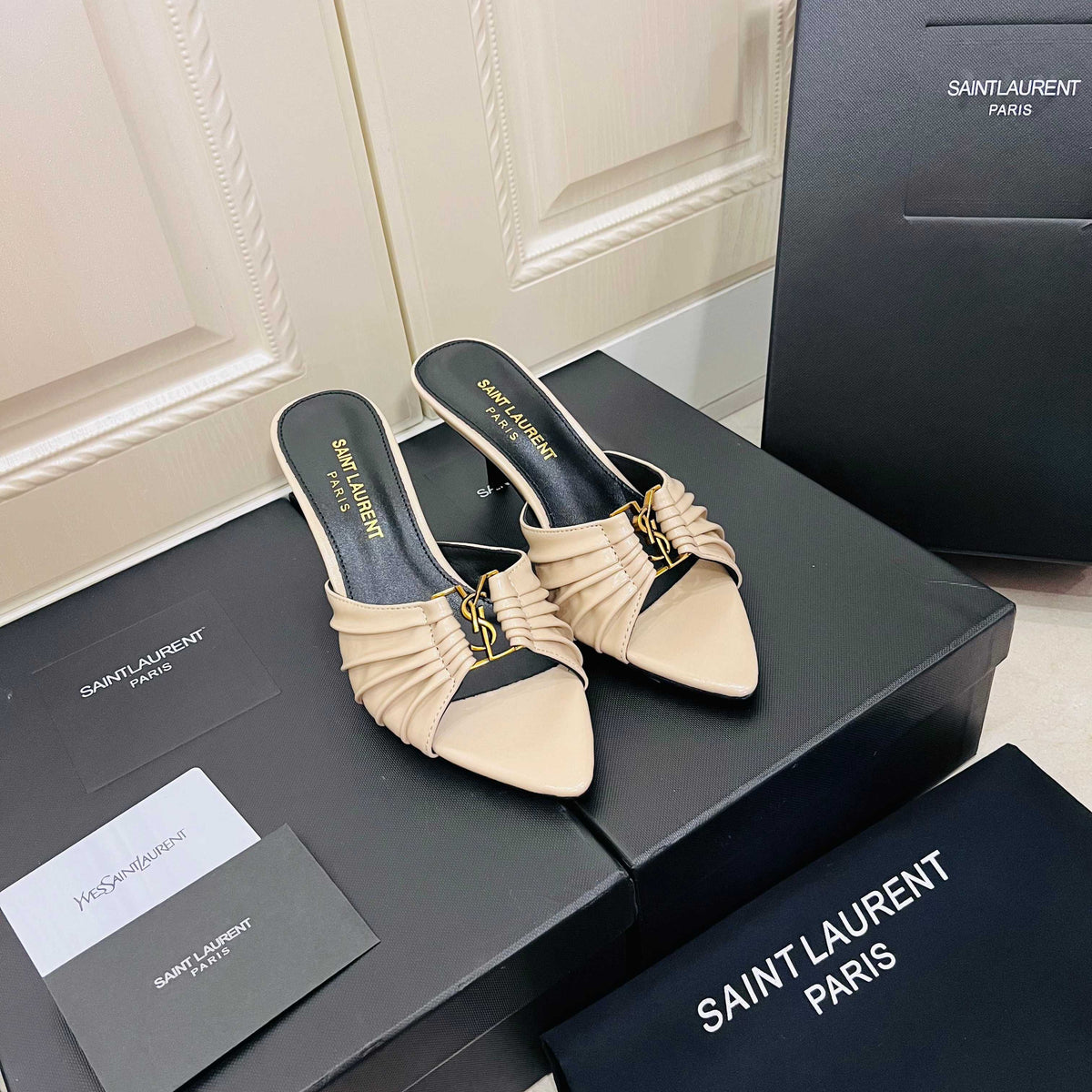 Saint Laurent Babylone Mules