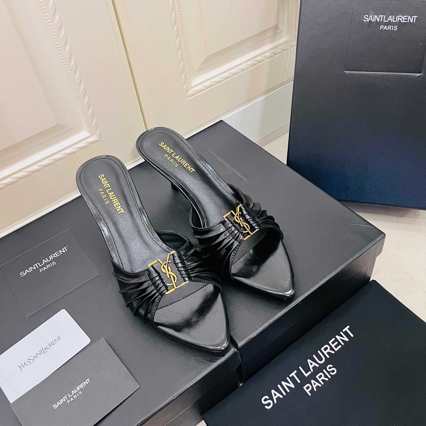 Saint Laurent Babylone Mules