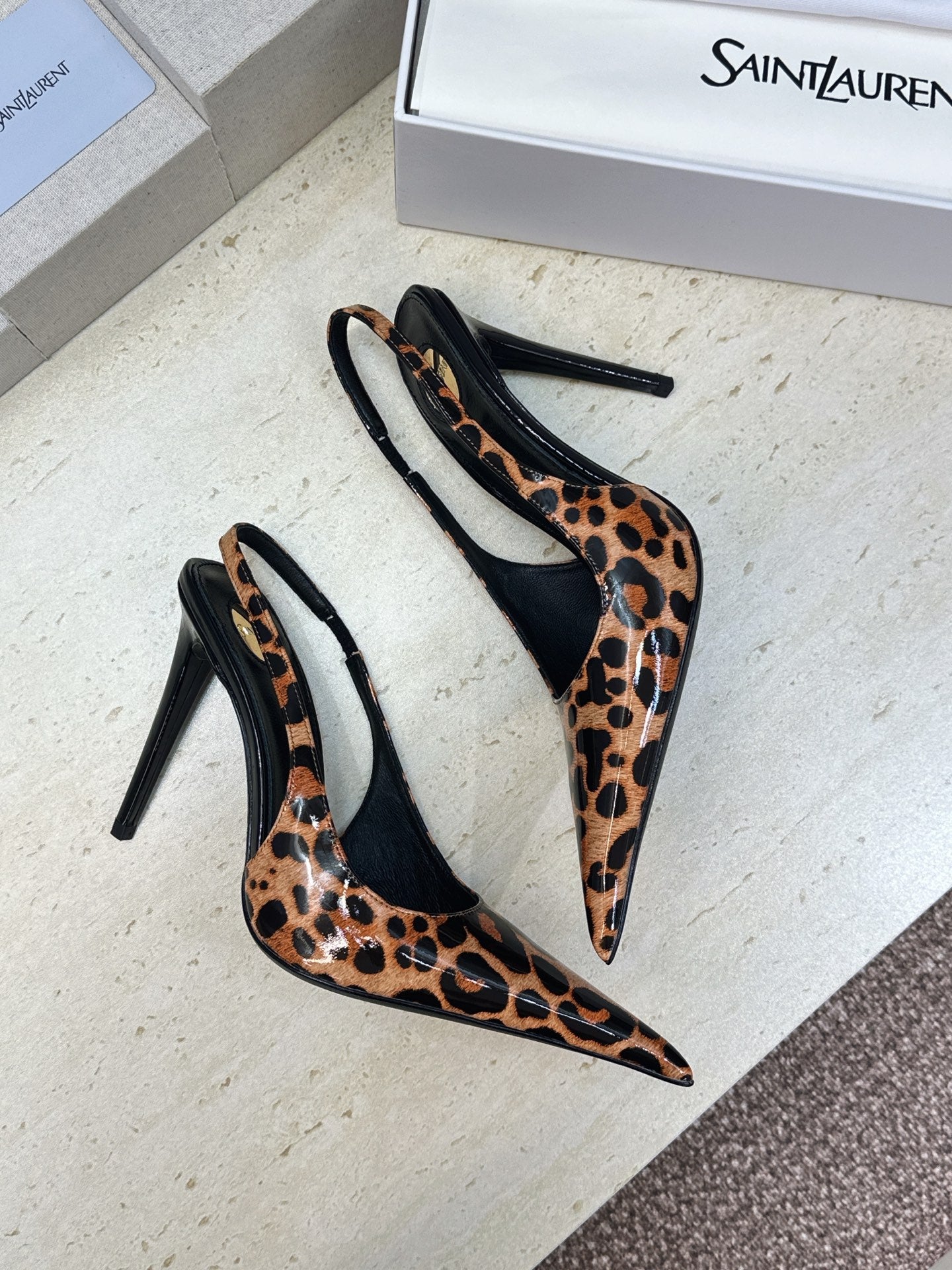 Saint Laurent Guermantes Slingback Pumps