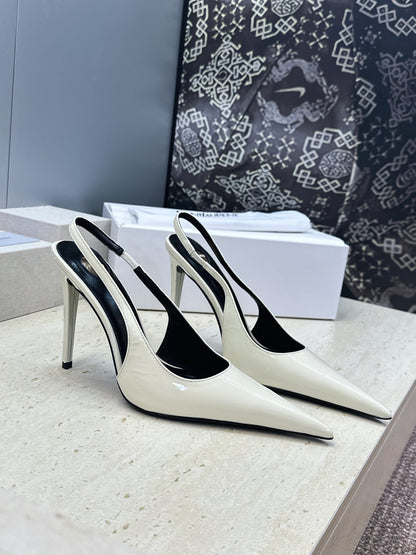 Saint Laurent Guermantes Slingback Pumps