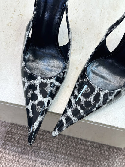 Saint Laurent Guermantes Slingback Pumps