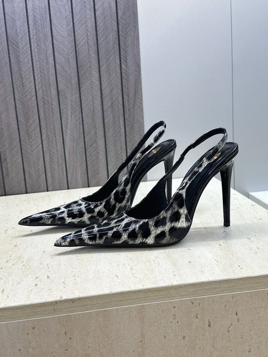Saint Laurent Guermantes Slingback Pumps