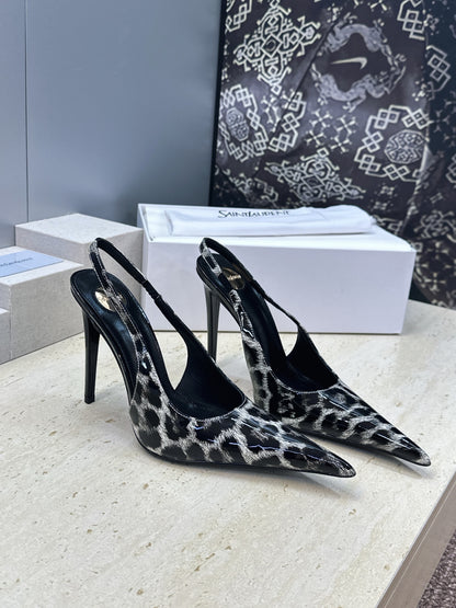 Saint Laurent Guermantes Slingback Pumps