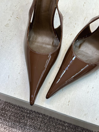 Saint Laurent Guermantes Slingback Pumps
