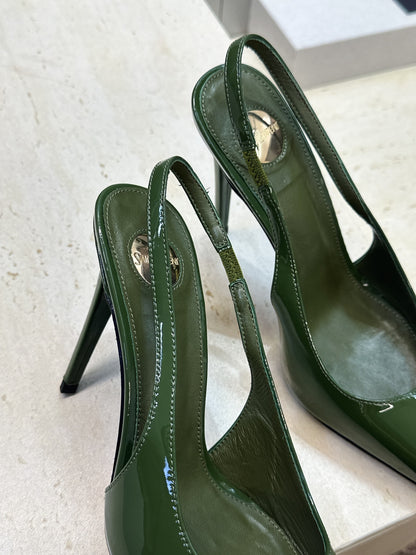 Saint Laurent Guermantes Slingback Pumps