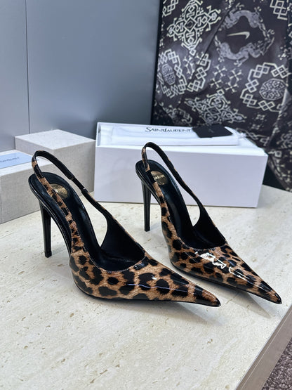 Saint Laurent Guermantes Slingback Pumps