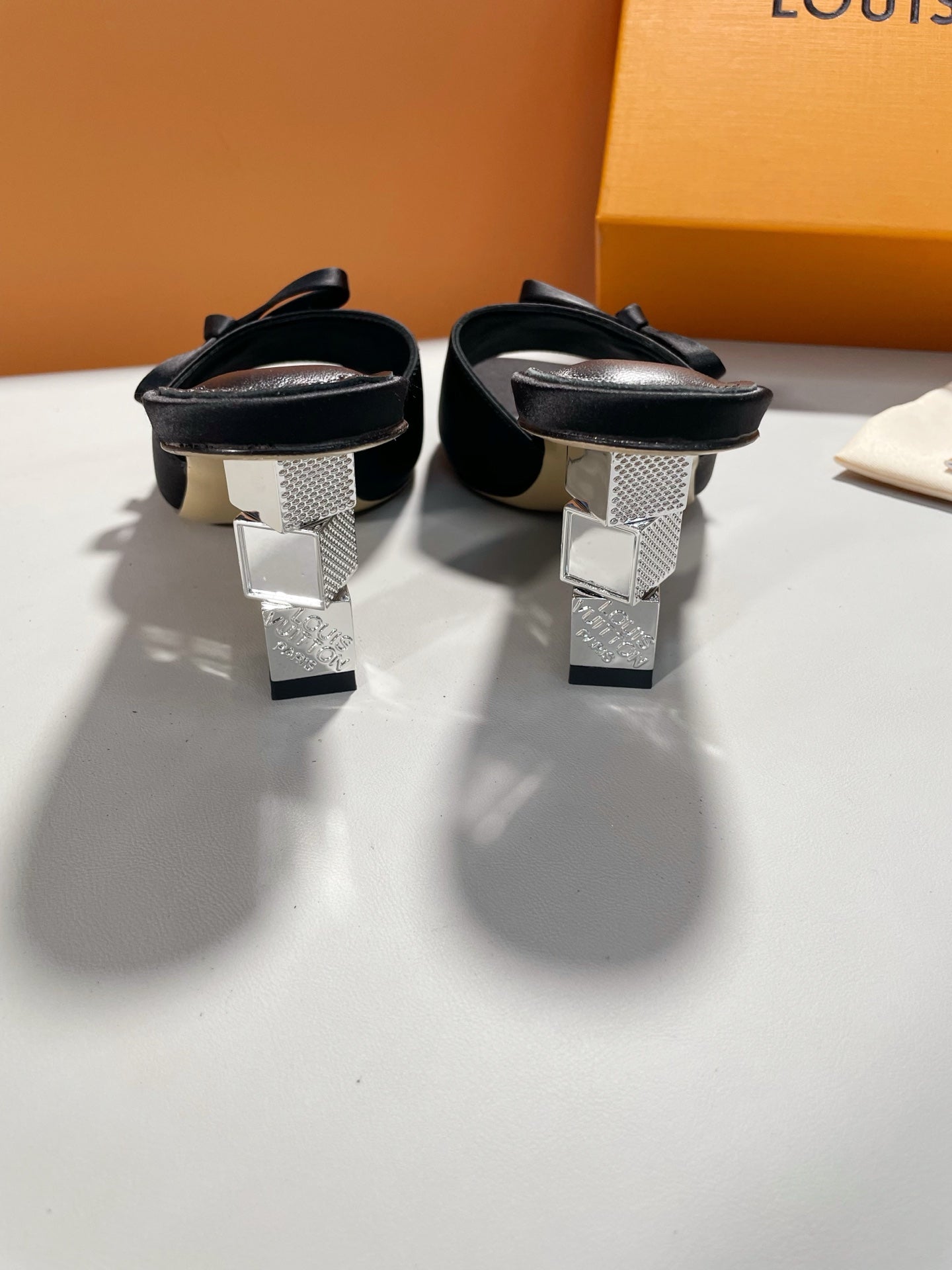 Louis Vuitton Cube Mule